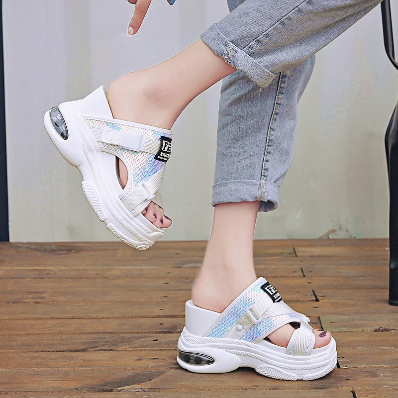 Новинка Модные женские шлепанцы на платформе Шикарные босоножки Босоножки