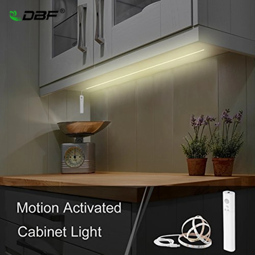 Goedkoop DBF Onder Kast Verlichting, Batterij Operated USB Oplaadbare Motion Activated LED Strip Verlichting Kit voor Kast, keuken, Garderobe