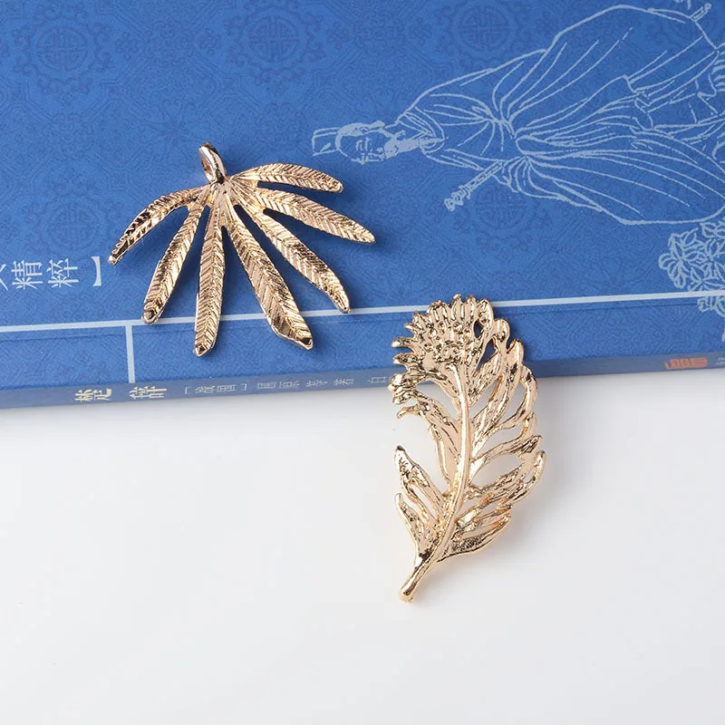 

10PCS Gold Tone Alloy Material Imitation Big leaf Branch Charm Leaf Pendant for Wedding Head DIY Handmade Jewelry Making
