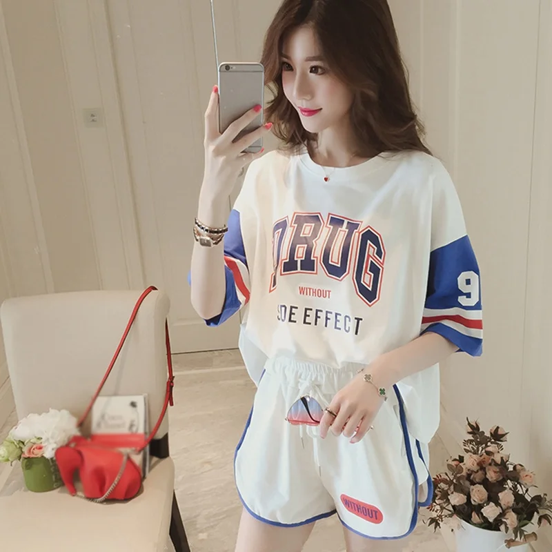 

2 Pcs/Set Women's Sets O-Neck Letter Print Pullovers Short Sleeve T-shirt Loose Solid Shorts