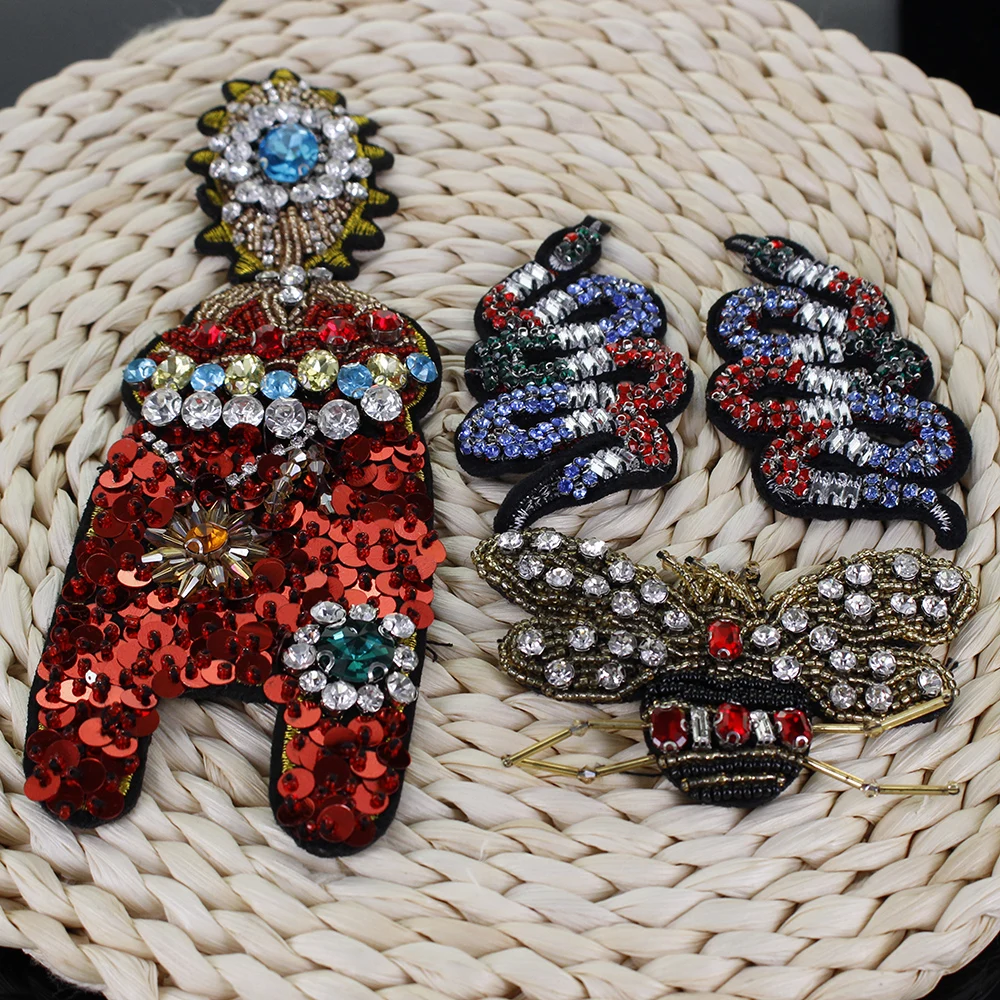 

Handmade nail bead snake patch cloth paste robot decorated with DIY clothing accessories to encrypt cicadas 3D applique B10
