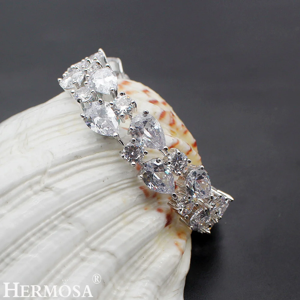 

Hermosa jewelry 34PCS. Genuine AAA Clear Fashion Charm & White CZ 925 Sterling Silver Bracelet 8 inch DW31