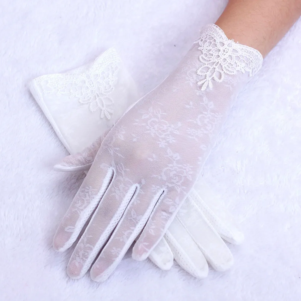 

2018 Summer Women Vintage Sunscreen Sexy Lace Gloves UV-Proof Driving Gloves Female Guantes