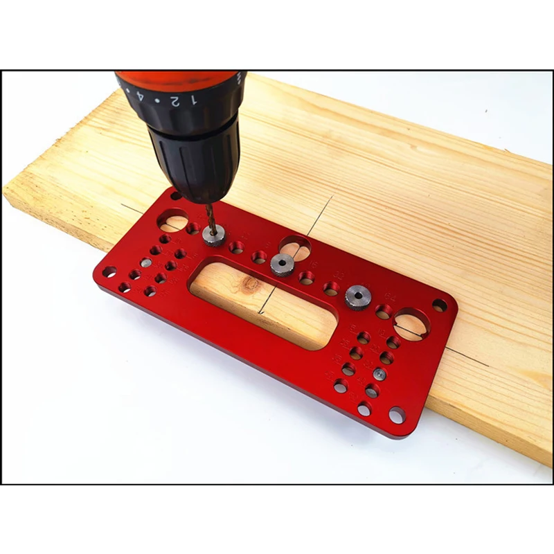 10588837833_1368636418