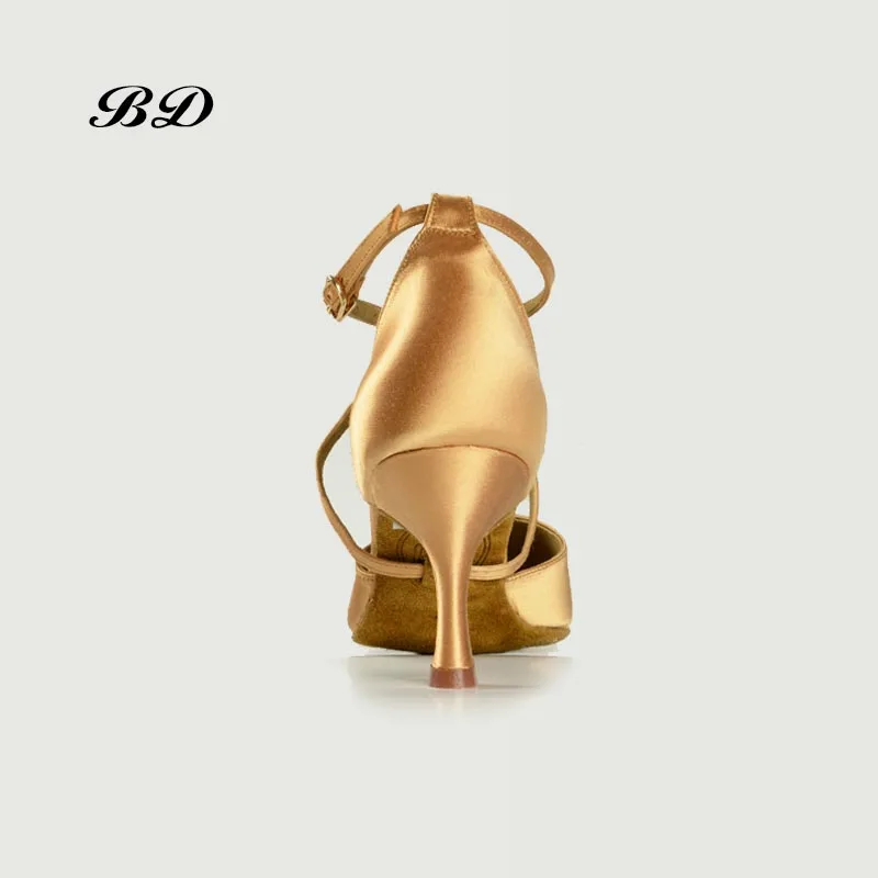 DANCE SHOES