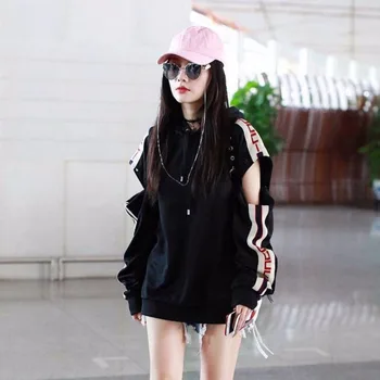 

2019 New Black Letter Loose Sleeve Length Ladies Long Sleeve