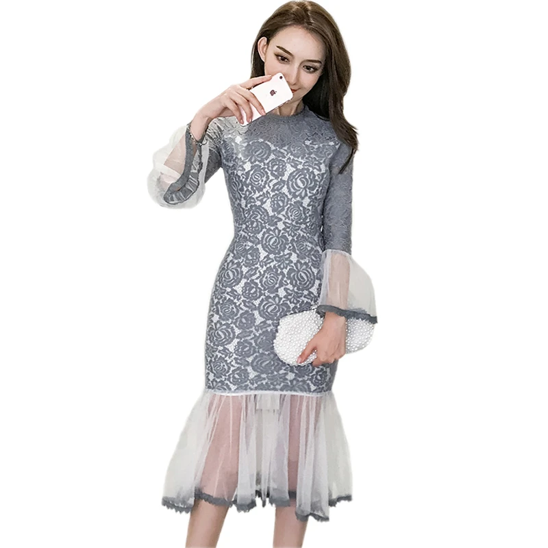 vestido de renda cinza