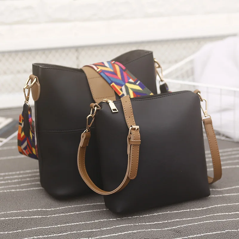 

2017 Hot Sale Women Shoulder Bag Famous Brand Bucket Bag Drawstring Bucket Bag Crossbody Messenger Handbag with Small Pouch
