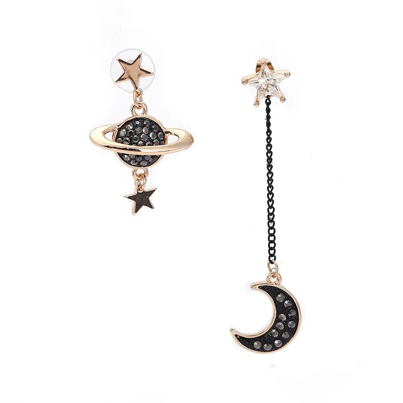 

2019 New Fashion Beautiful Korean Style Asymmetric Star Moon Women Temperament Stud Earrings Long Personality Earrings