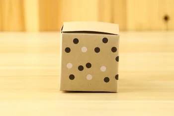 

Free Shipping Wholesale New 50pcs/lot Personality Round Dot Wedding Favors Candy Box Wedding Party Gift Box