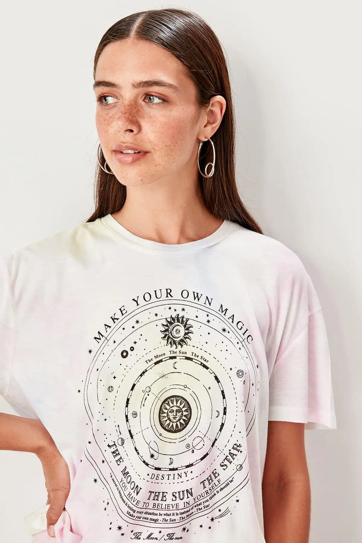 Trendyol разноцветный батик узор Базовые Трикотажные футболки TWOSS19TS0503 | Женская