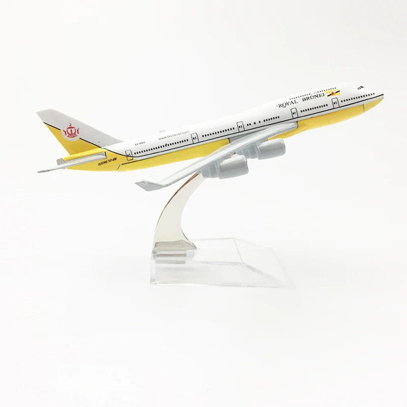 New 16cm Aircraft Plane Boeing 747 Royal Brunei Airlines Aircraft Diecast Model