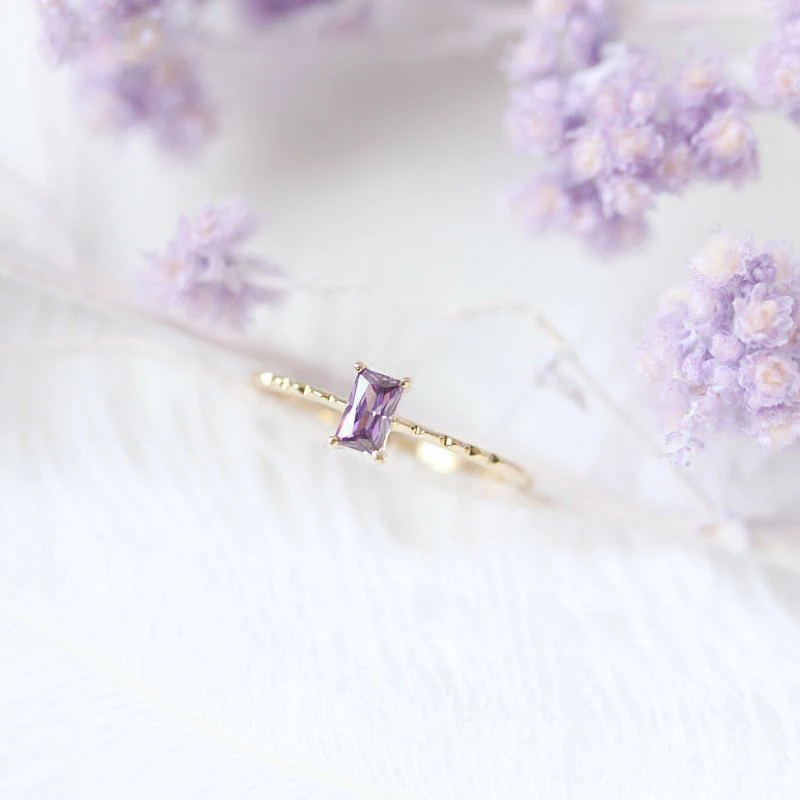 

Creative Simple Gold Color Female Engagement Rings Korean Personality Purple Zircon Finger Rings for Women Party Jewelry Anillos
