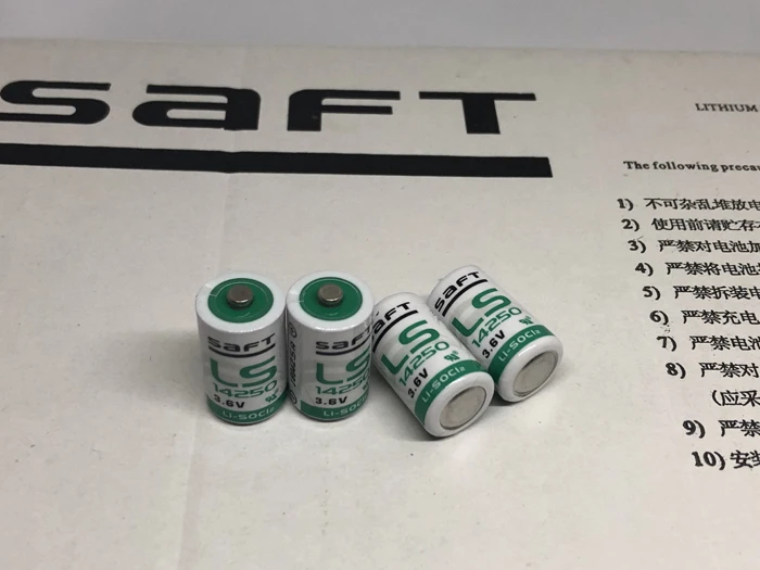 100 шт./лот САФТ LS14250 14250 AA 3,6 V 900 мА/ч, Тионилхлорид низкая степень самостоятельной-расходуемая литиевая батарея батареи для ПЛК-устройств