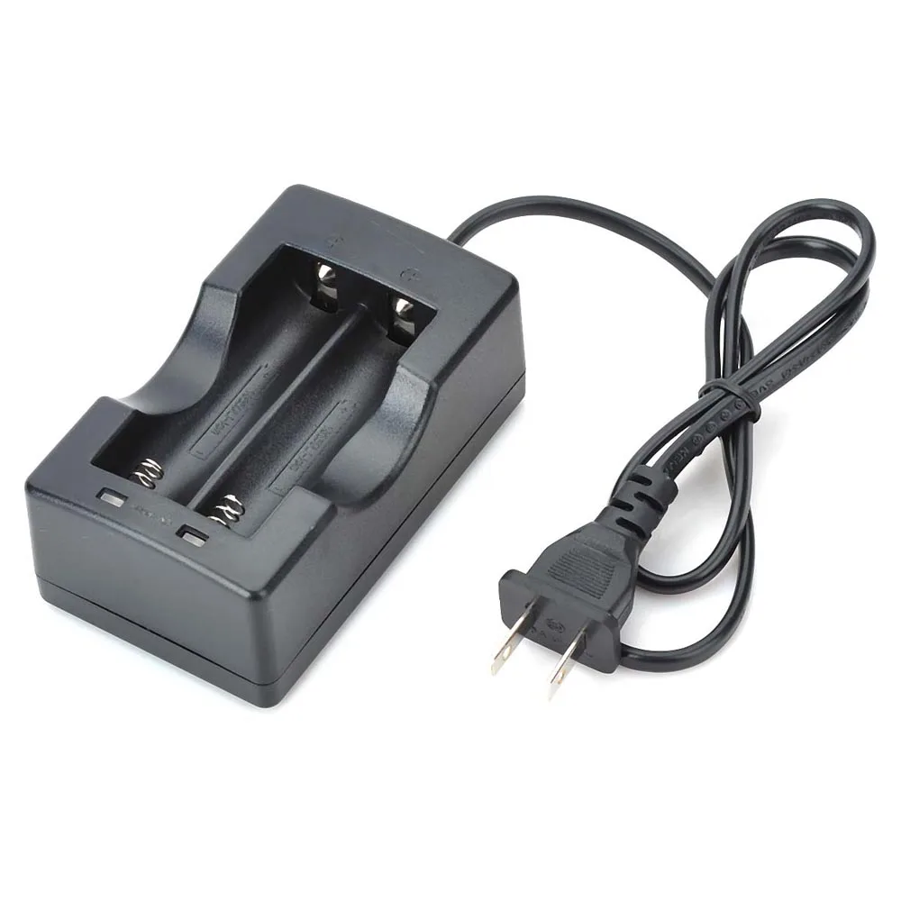 

2-Slot US Plug 18650 Battery Charger Lithium Battery Charger for Flashlight 18650 Batteries 100~240V 18650 Charger w/ Cable