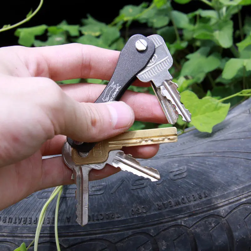 

Gifts EDC Aluminum Hard Oxide Key Holder Clip Keys Organizer Folder Keychain New Arrival