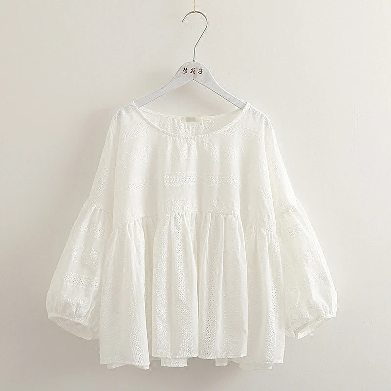 

Sweet Mori Girl Flowers Embroidered Lantern Sleeve Doll Shirt Women's Baggy Cotton White Shirt Loose Plus Size Blouse Tunic Tops