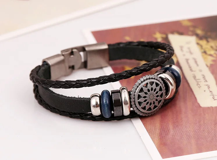 

JKJ To buckle men's Cowhide Bracelet European and American new accessories to knit antique leather bracelet