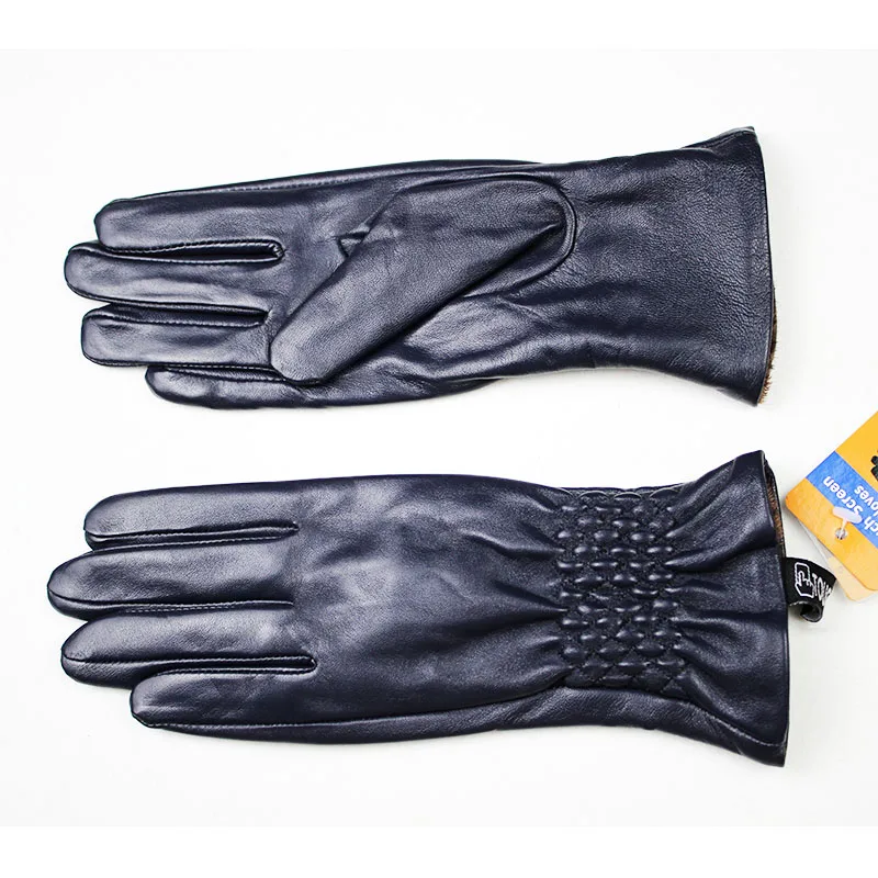 Sheepskin Gloves Women's Touch Screen Gloves 2018 New Embroidery Elastic Style Velvet Lining Autumn Warm Lady Leather Gloves Sheepskin Gloves Women's Touch Screen Gloves 2018 New Embroidery Elastic Style Velvet Lining Autumn Warm Lady Leather Gloves