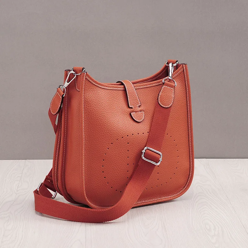 Genuine Leather Women Fashion Bucket Messenger Bags Luxury Cow Real Leather Shoulder Bag for Ladies Handbag Small Purse 2019 New Genuine Leather Women Fashion Bucket Messenger Bags Luxury Cow Real Leather Shoulder Bag for Ladies Handbag Small Purse 2019 New