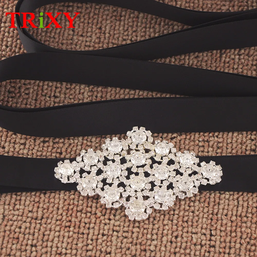 S06_0115-black (3)