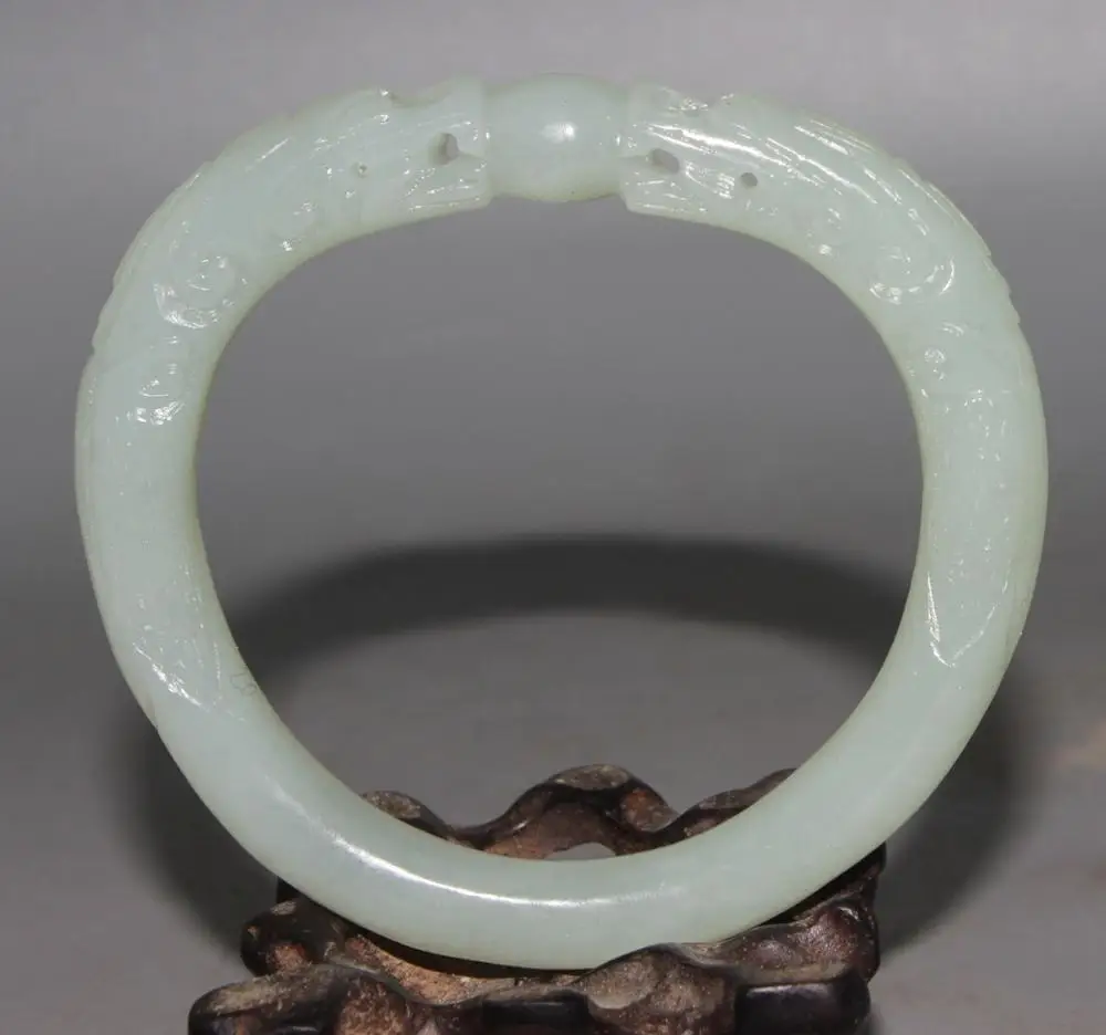 

Ancient Chinese hetian jade bangle hand-carved jade Bracelet 031605