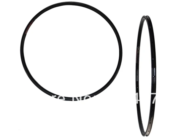 

Bicycle Part : Full Carbon 3K Glossy Clincher Rim 700C Wheel Rims F : 20H / R : 24H Rim 24mm