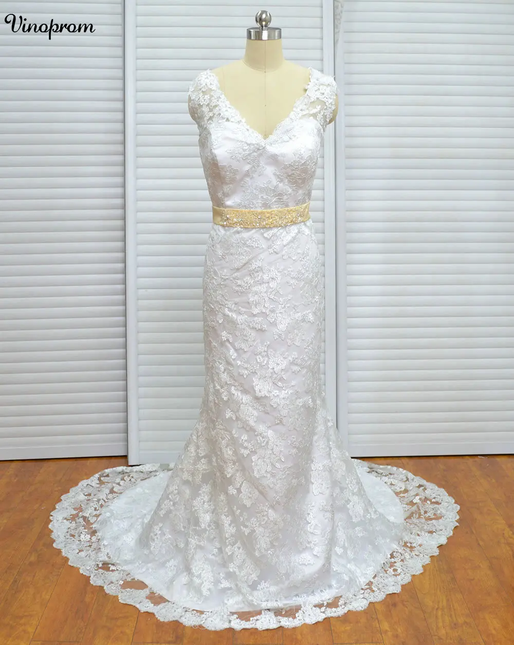 wedding dress for hot country