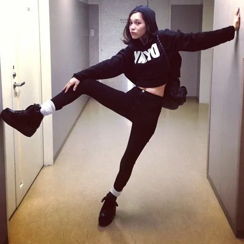 2018 Stretch Black Blue Skinny Women Jeans With High Waist Jeans High elastic body repair slim waist and small feet jeans 1 2018 Stretch Black Blue Skinny Women Jeans With High Waist Jeans High elastic body repair slim waist and small feet jeans 1