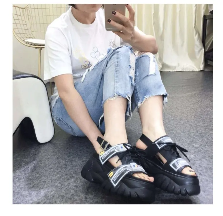 2019 Summer Chunky Sandals Women 8cm Wedge High Heels Shoes Female Buckle Platform Leather Casual Summer Slippers Woman Sandal 2019 Summer Chunky Sandals Women 8cm Wedge High Heels Shoes Female Buckle Platform Leather Casual Summer Slippers Woman Sandal