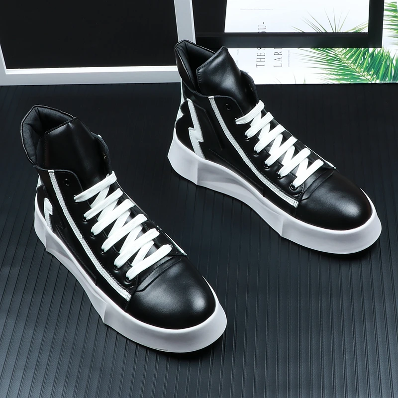 

Autumn Winter Boots Men 2019 Fashion Black Motorcycle Boots Solid Lace Up Rubber Martin Boots Students Sneakers Male