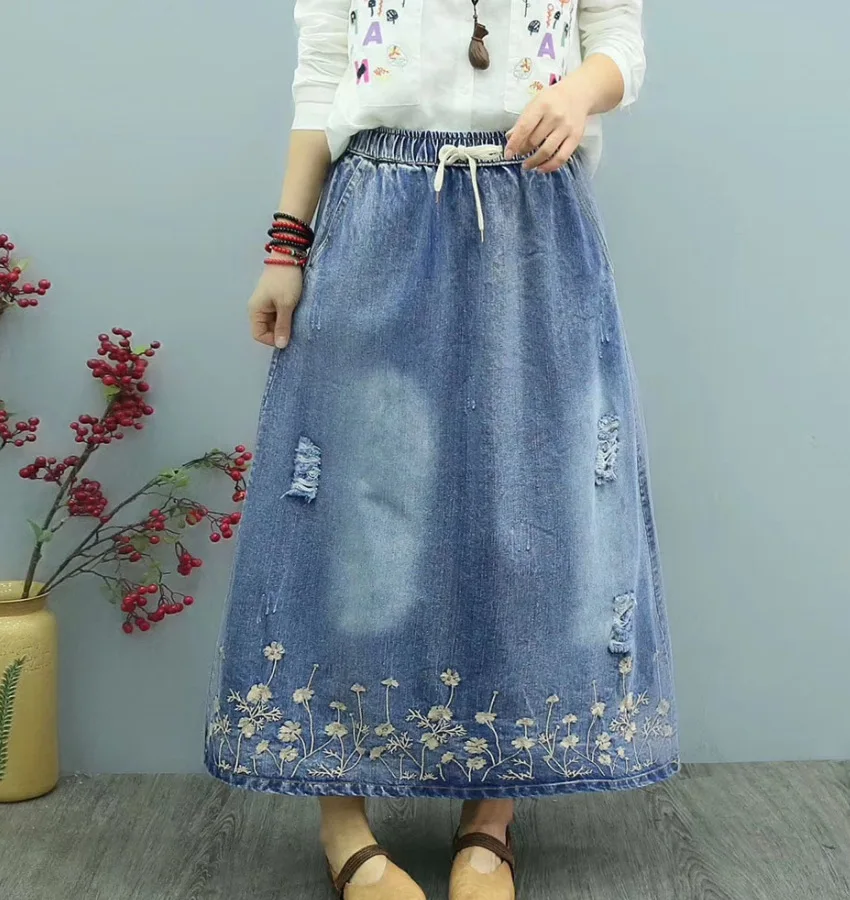 

Summer with new joker holes washed denim skirts female elastic waist long skirt girl horn embroidery flower loose big yards