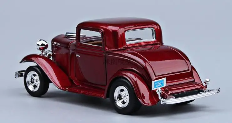 Высокая имитация 1932 Ford coupe модель автомобиля, 1:24 передовая Игрушечная машина из сплава, 4 открытые двери Ретро Коллекционная модель