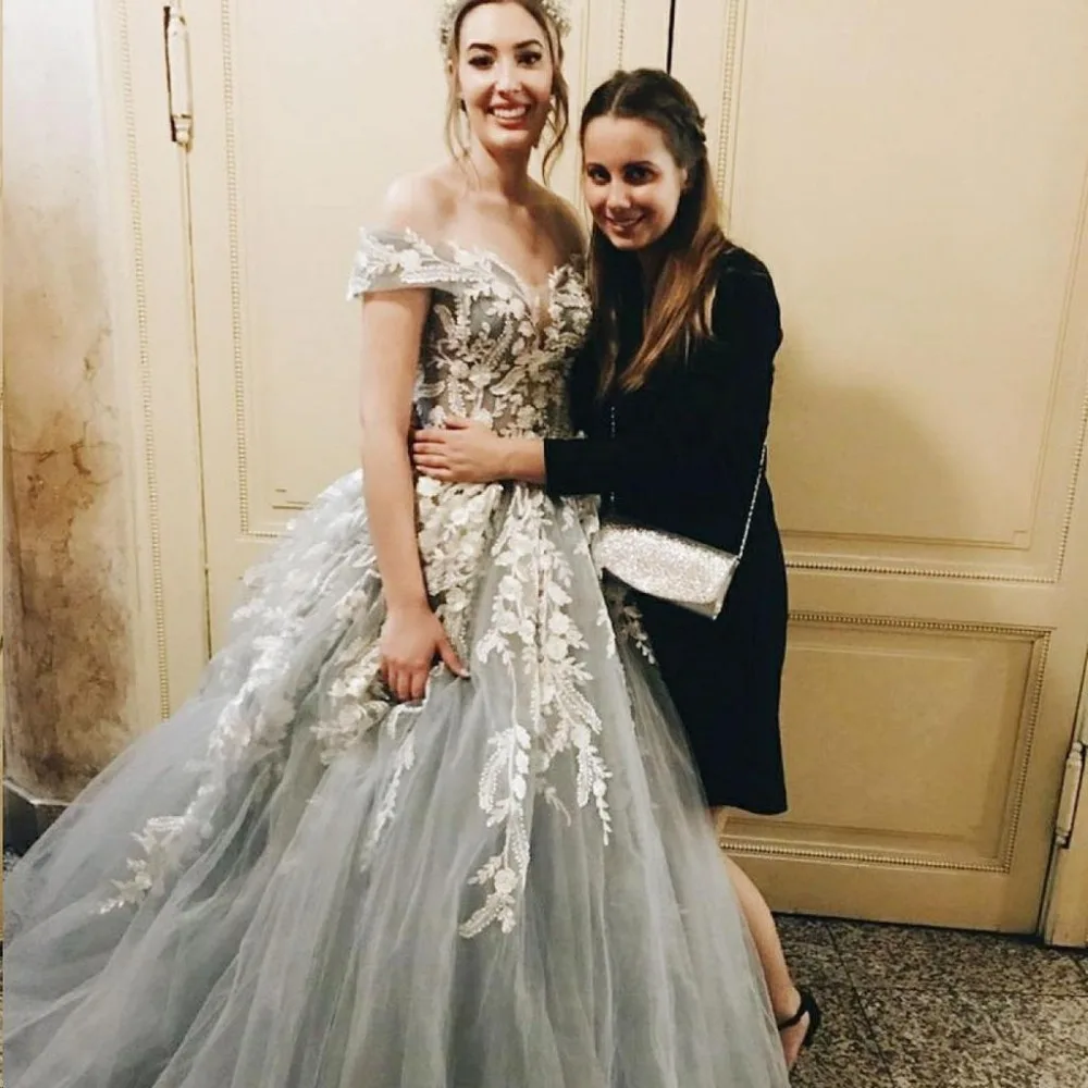 Off the Shoulder Evening Dress Long 2019 Tulle with Lace Appliques Elegant Prom Party Gown Backless Robe De Soiree Formal Dress