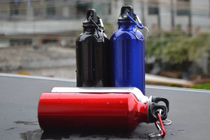 500 ملليلتر أباريق الشرب drinkware الرياضة التخييم تنزه تسلق سبائك الألومنيوم دراجة بلدي المياه زجاجة مع حلقة 1 قطعة 500 ملليلتر أباريق الشرب drinkware الرياضة التخييم تنزه تسلق سبائك الألومنيوم دراجة بلدي المياه زجاجة مع حلقة 1 قطعة