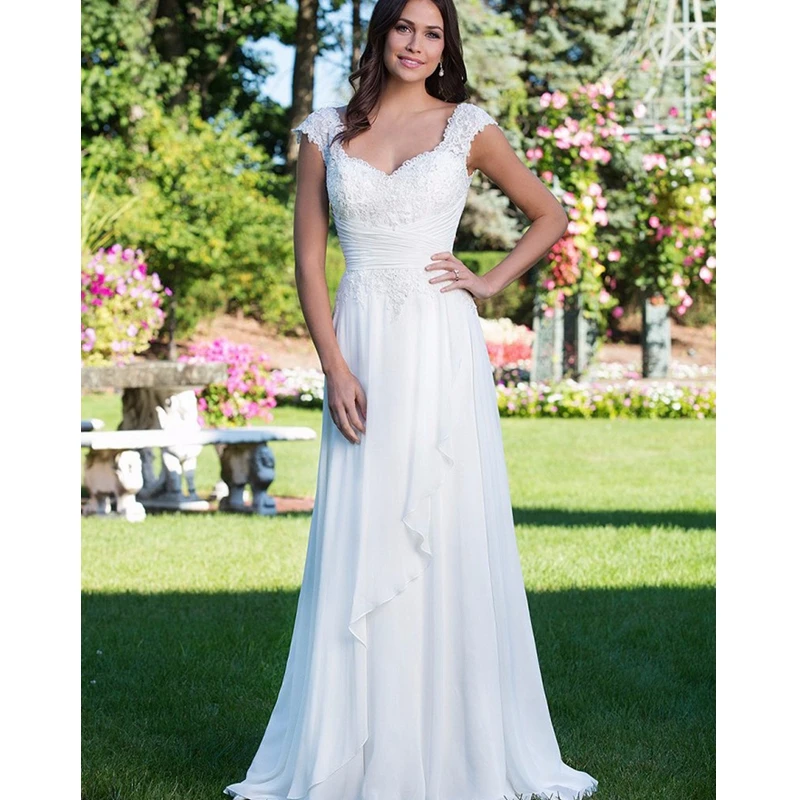 what to wear to an outdoor wedding plus size