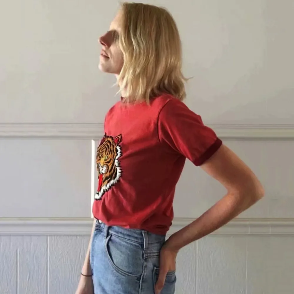 Винтаж тигра печати Graphic Tee Футболка короткий рукав с круглым вырезом летняя уличная Chic Повседневное Топы Для женщин красный Женская одежда футболка