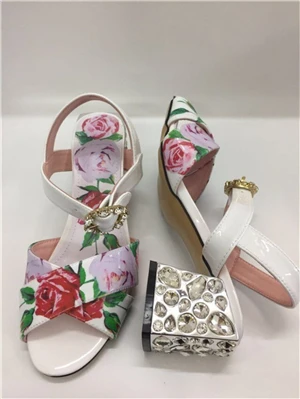 New Summer Rhinestone Sandalias Mujer Cross Belt Ankle Strap Crystal Buckle Printed Flower Gladiator Sandals Women - Color: Flower