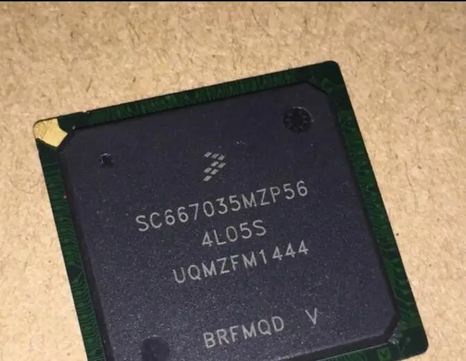 SC667035MZP56 SC667035MZP56 SDIS6BM PK40001C500 SDIS5BK ZR364241BGCG MSM8939-0AA - Цвет: SC667035MZP56