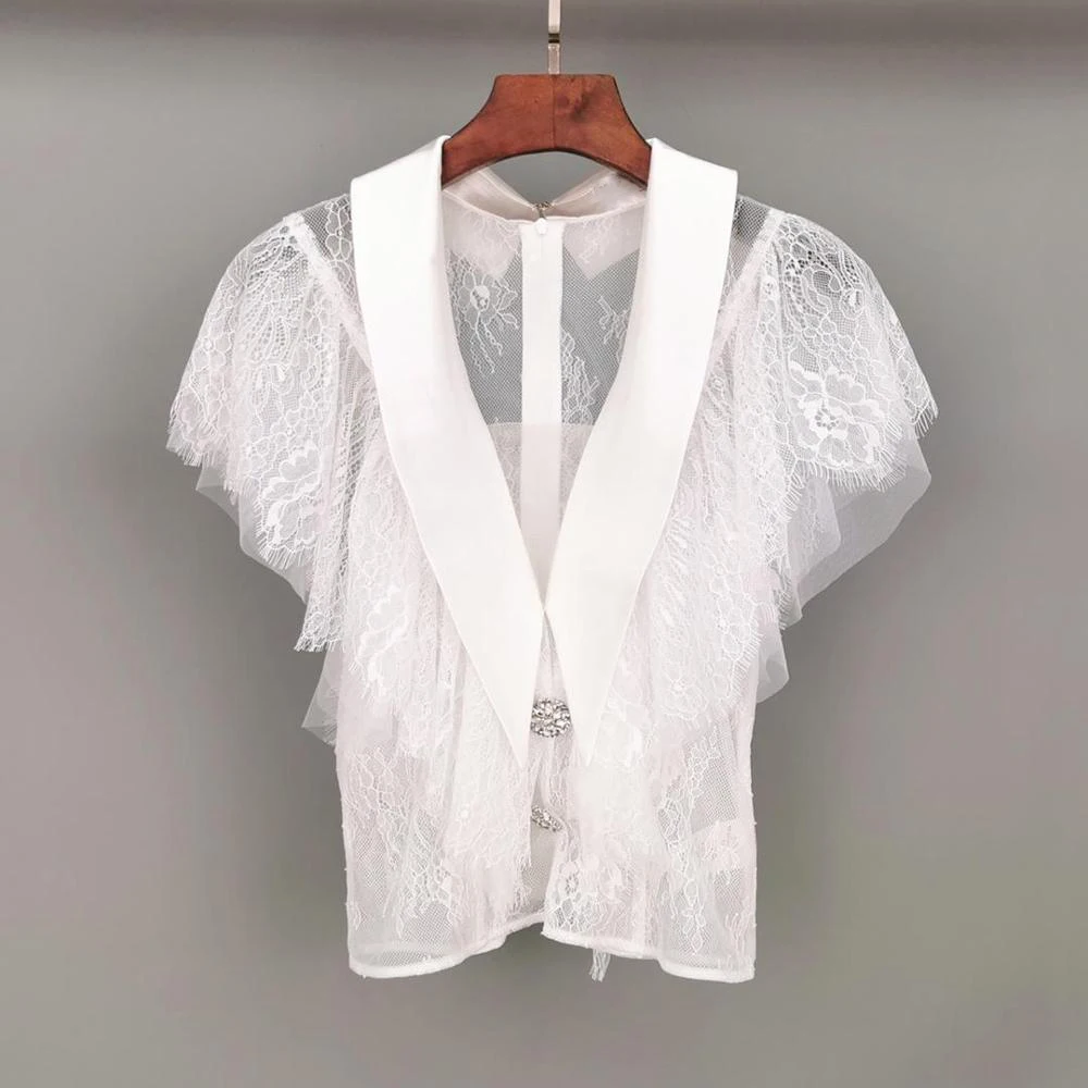 

2019 new ladies fashion short-sleeved casual V-neck lace diamond button top 0622