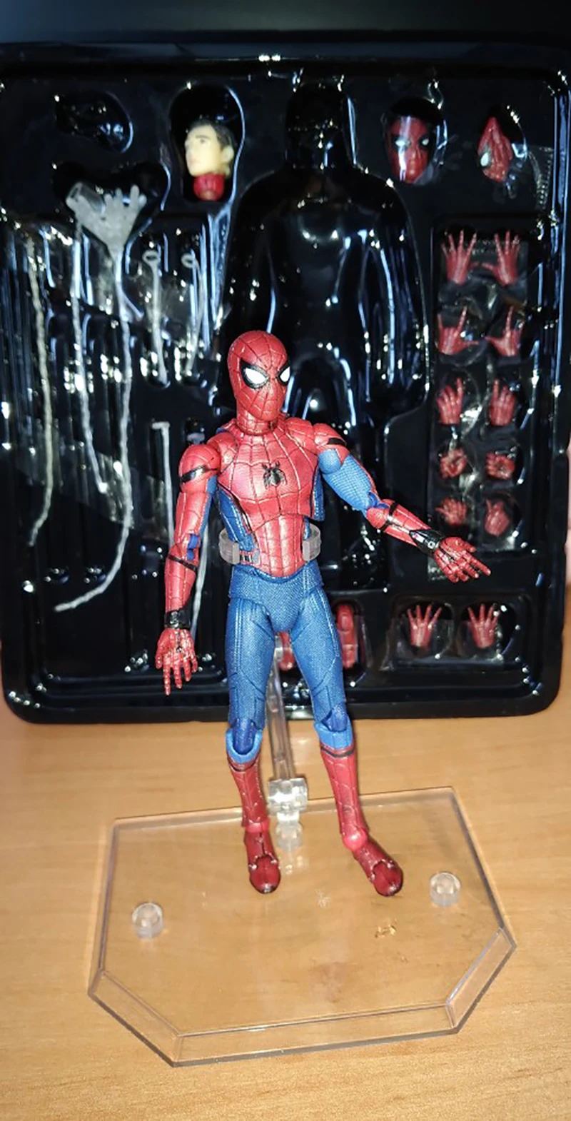 DC Justice League Super Hero MAFEX MAF Batman 056 Flash 058 Wonder Woman 048 Superman 057 Spiderman 047 Action Figure Toy Doll (16-6)