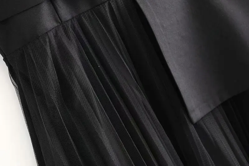 10888931219_1855766486