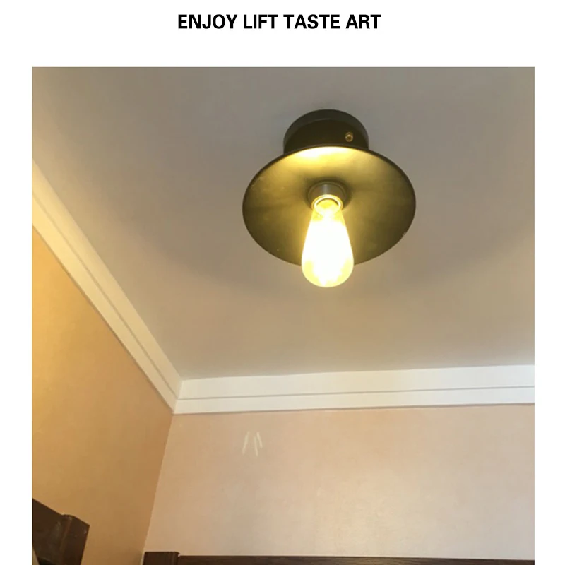 10042243596_700077257