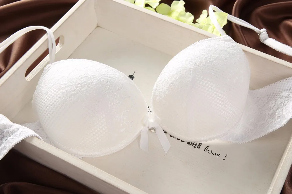 Fashion Sexy Lace Comfortable Underwear Hot-selling Women's Bra Set Luxurious Vintage Lace Embroidery Push Up Bra And Panty Set white underwear set