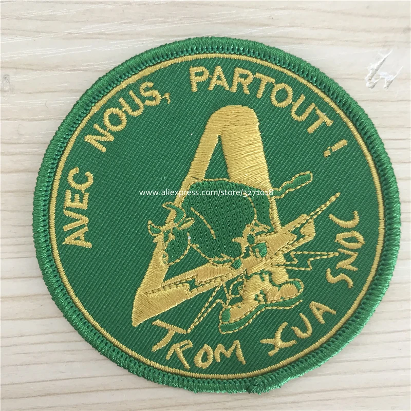Fun iron on patches Bright colors thread embroidery twill fabric background Washability for jacket bag clothing hat | Дом и сад