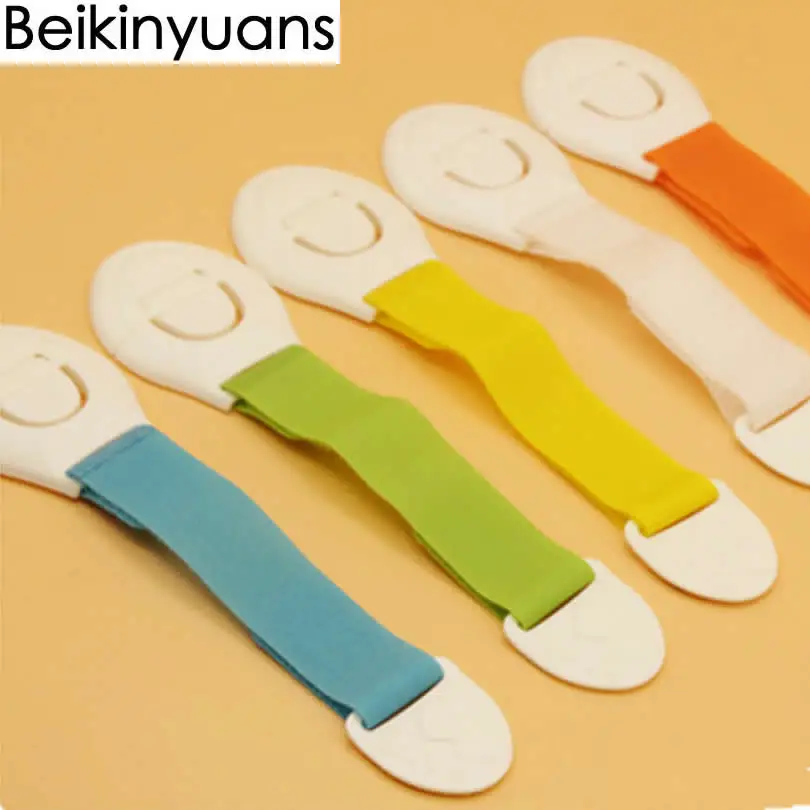 

5Pcs / Lot Baby Safety Protection Drawer Locks Children's Safety Security Blocks Doors Drawers Color Multifunctional Locks