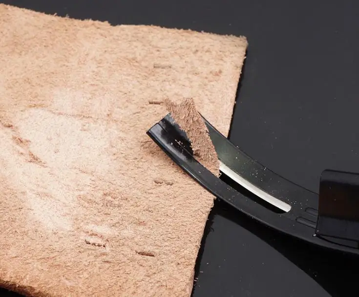 

Steel Modern Safety Beveler Skiver Thinning Leather Craft Blade Knife DIY Seams Tool for Home Handmade Accessories+3 Blades