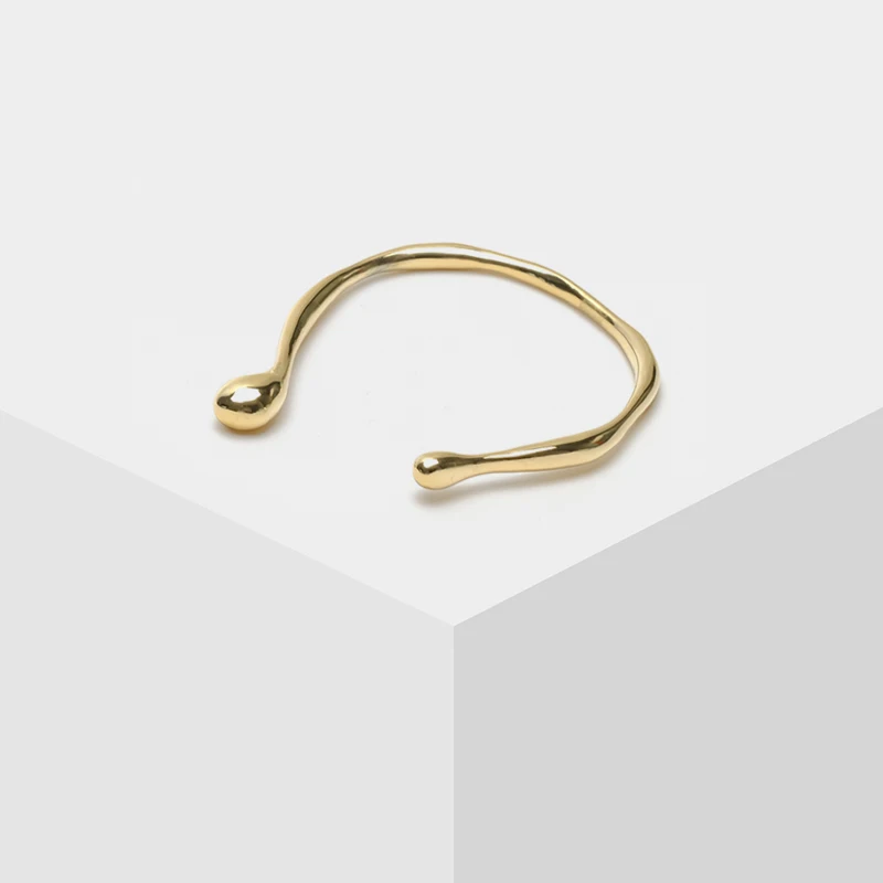 

Amorita boutique New fashion gold color Bangles