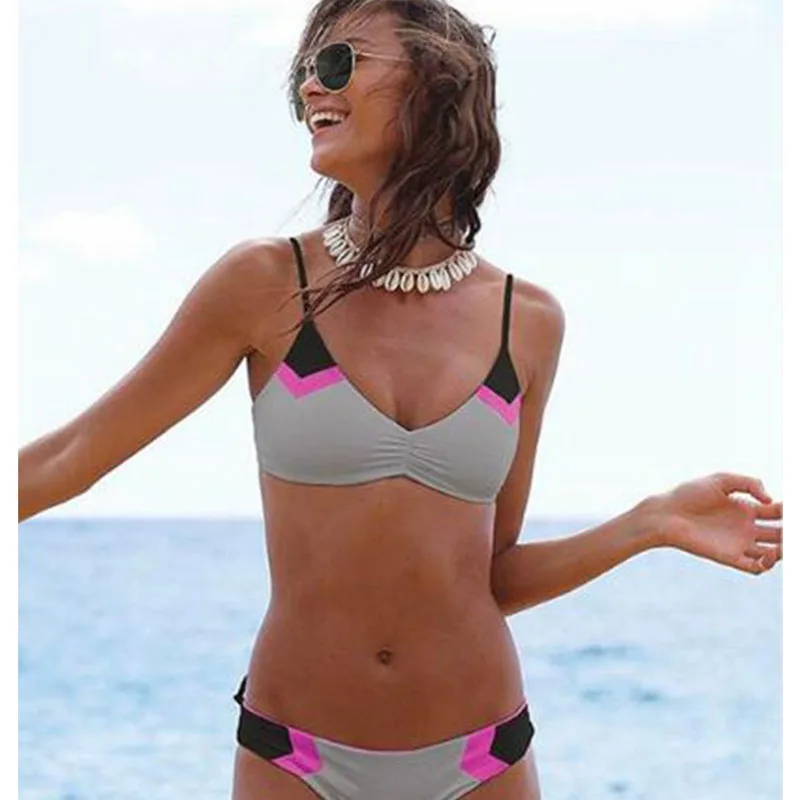 2 sexy bikini