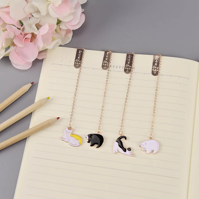 

4 Pcs/Set Cute Bear and Cat Metal Pendant Bookmark Book Holder Message Card Gift Stationery